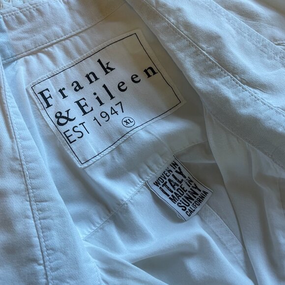 Frank & Eileen Barry White Button Down shirt - Picture 2 of 4